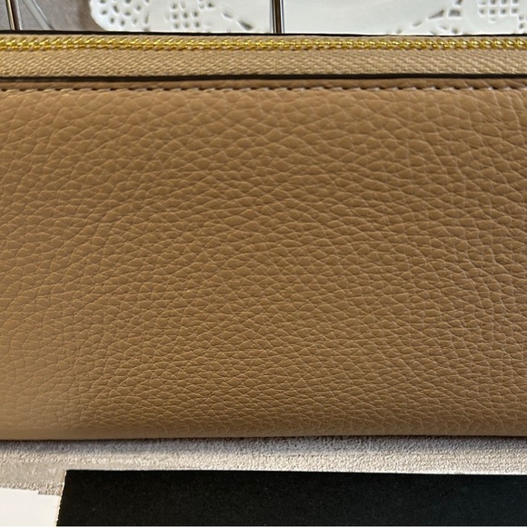 Coach Wallet color Taupe Medium Zip-Around Gold Hardware Pebbled Leather - Picture 7 of 15